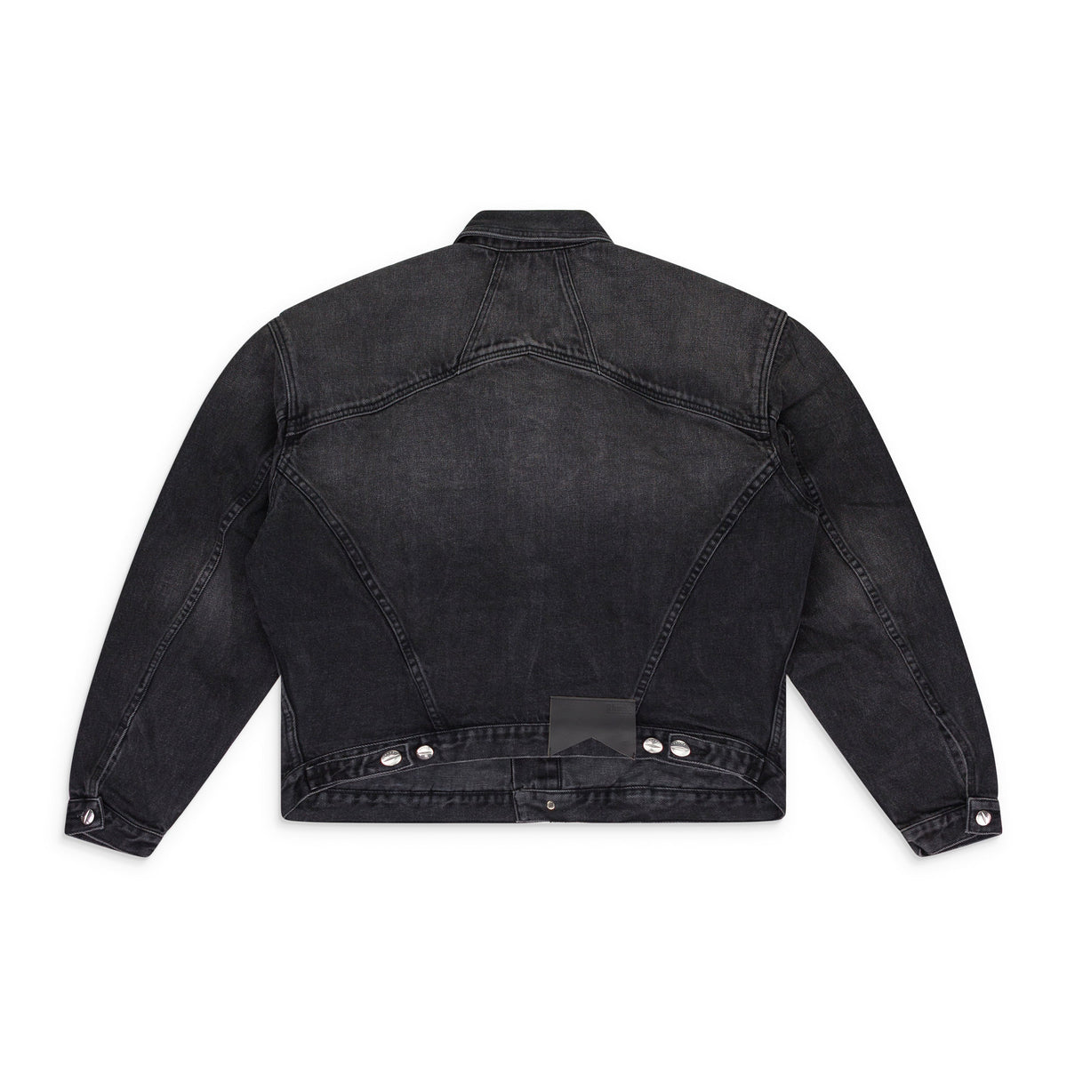 BLACK OVERSIZED DENIM TRUCKER JACKET
