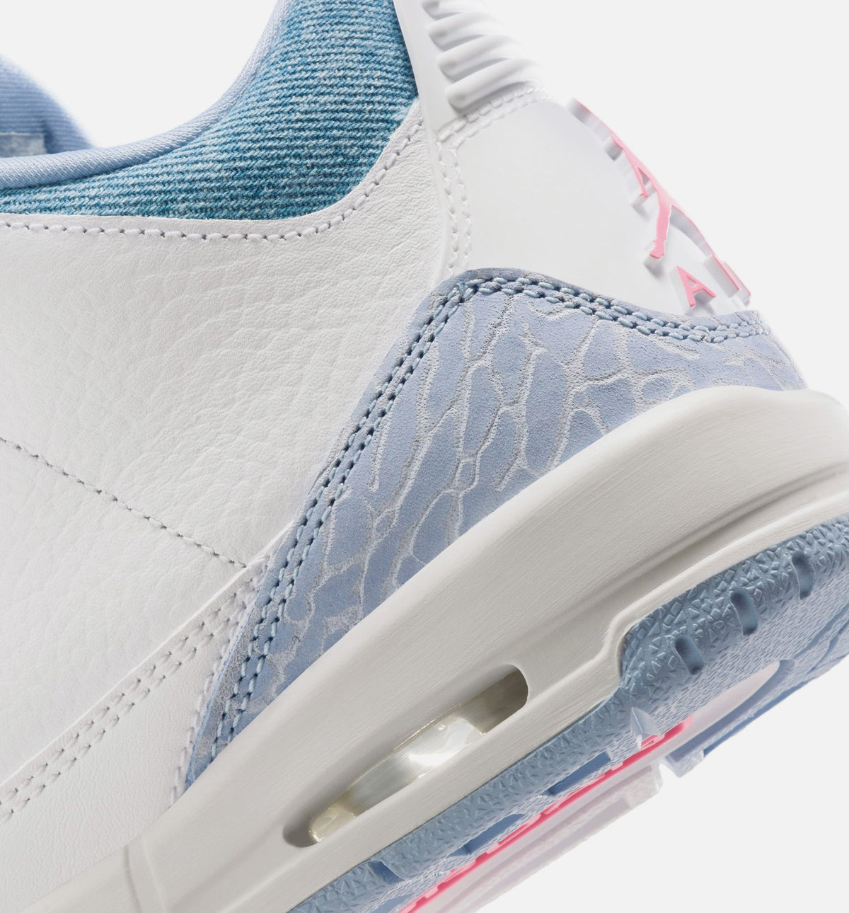 Air Jordan 3 Retro 'Cobalt Bliss' Grade School - White/Cobalt Bliss/Football Grey/Pink Glow