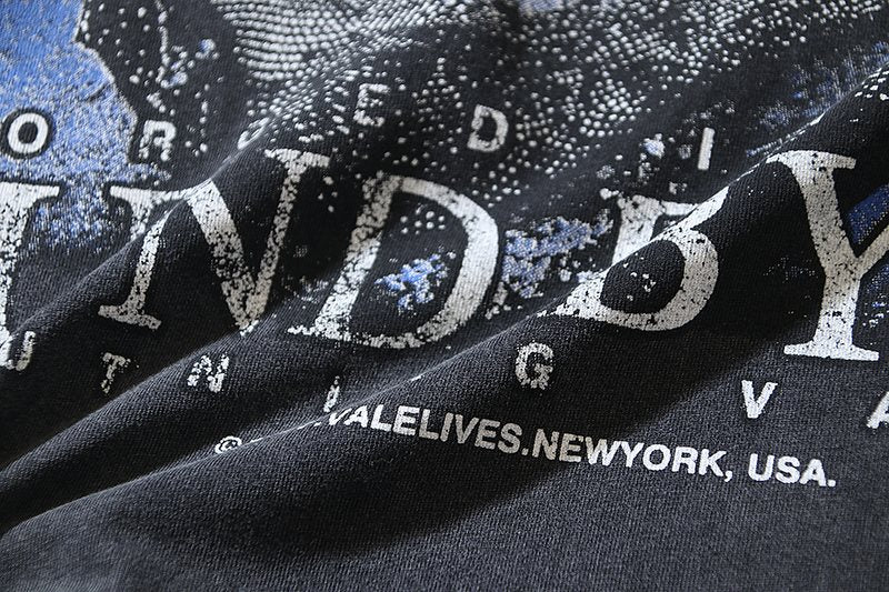 VALE USA Valley Dreams Graphic T-Shirt