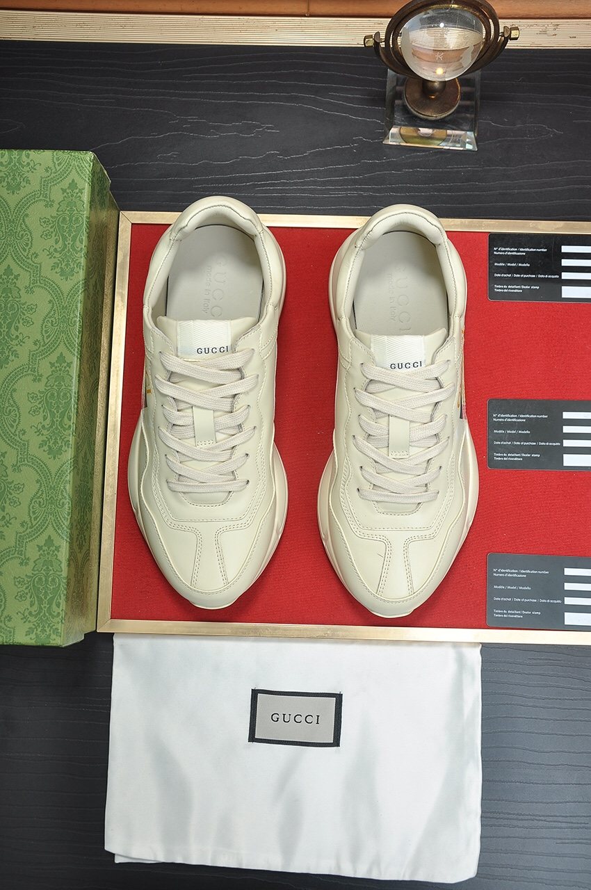 Gucci Off-White Graphic Sneakers - Layered Upper And Sculpted Sole