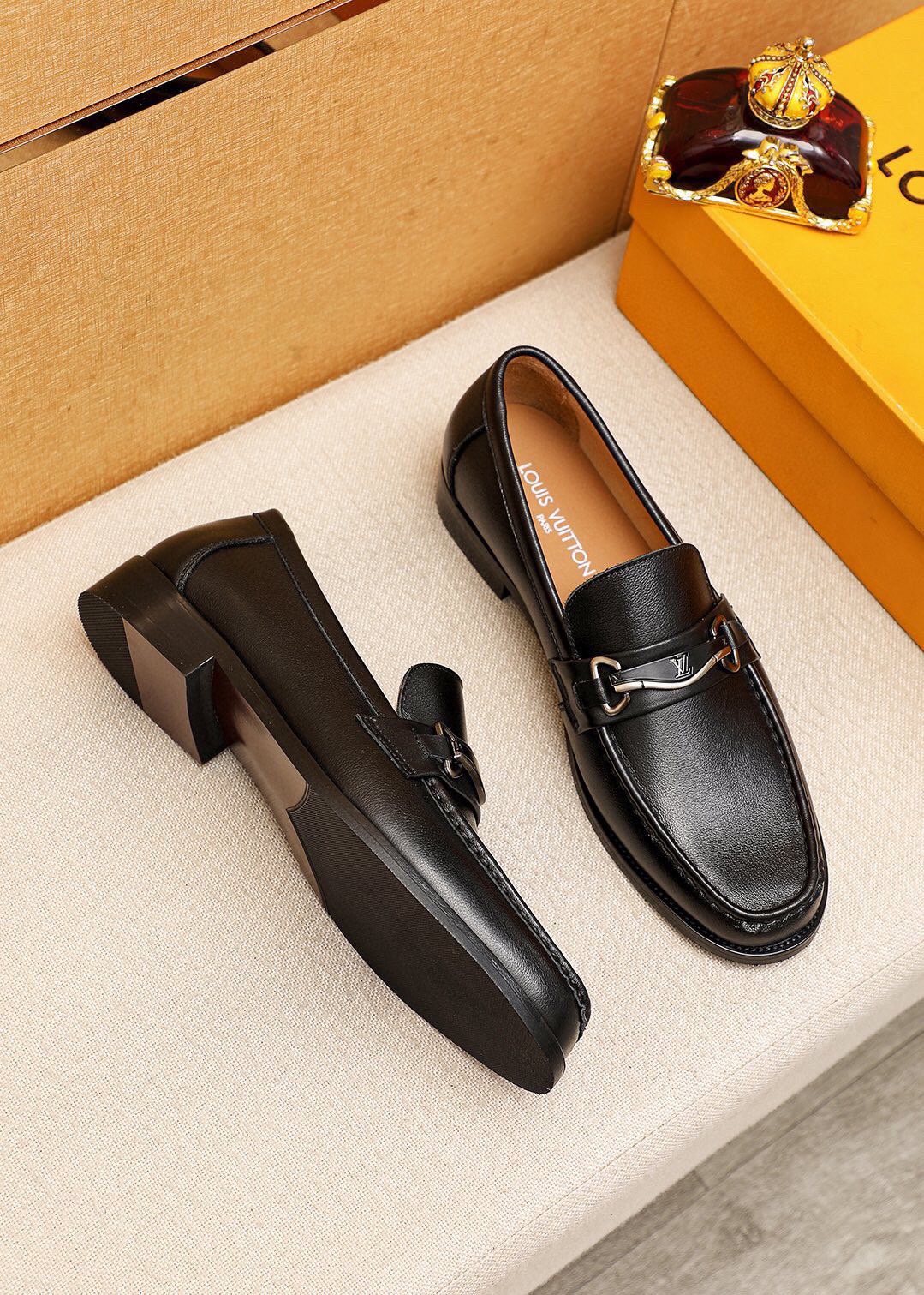 Louis Vuitton Black Leather Hardware Loafers - Composite Outsole