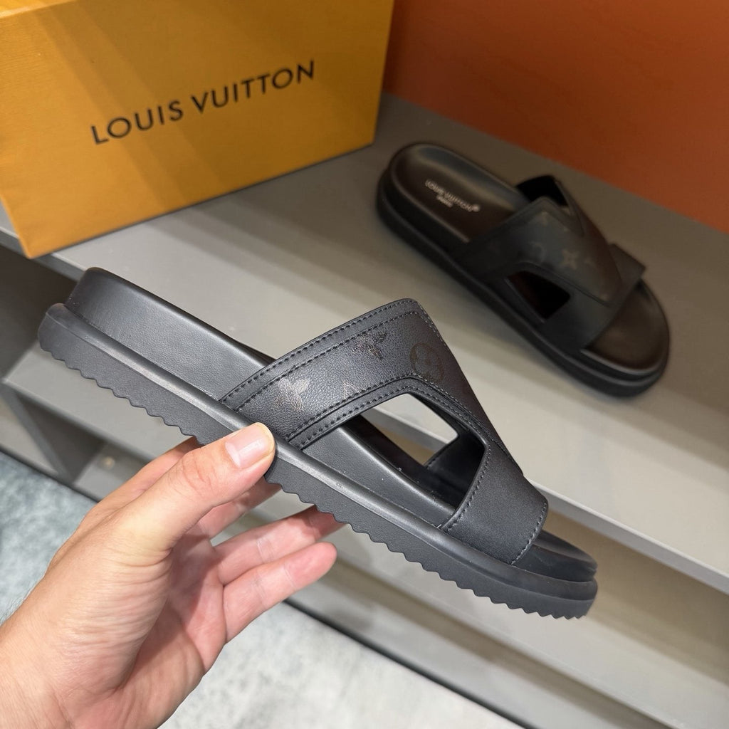 Louis Vuitton Oasis Men's Slide Sandals