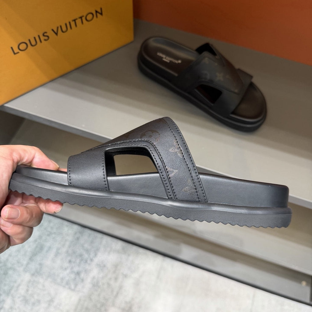Louis Vuitton Oasis Men's Slide Sandals